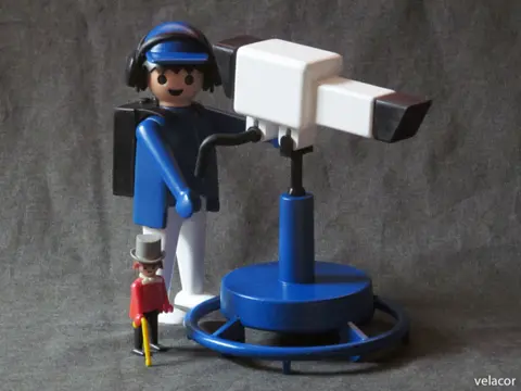 Câmera man com Câmera - Gigante - 20 cm